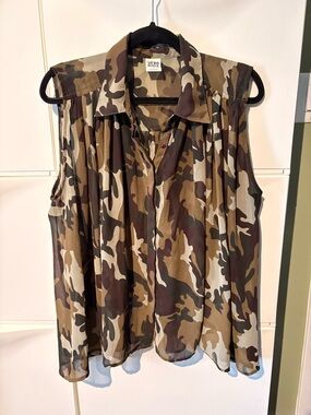 Vero Moda Women's Sleeveless Camo Button-Front Top - Brown/Olive